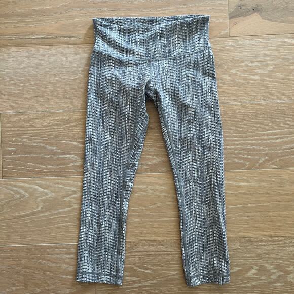 Lululemon Wunder Under Crop Hi-Rise 21" Arrow Jacquard Battleship Silver Spoon - Picture 2 of 4